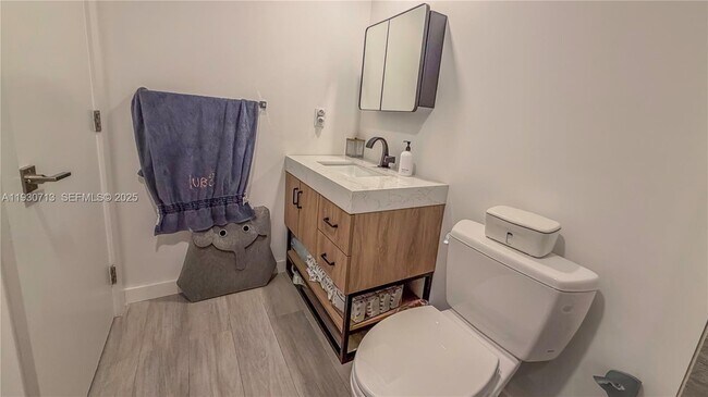 Building Photo - 9801 Collins Ave