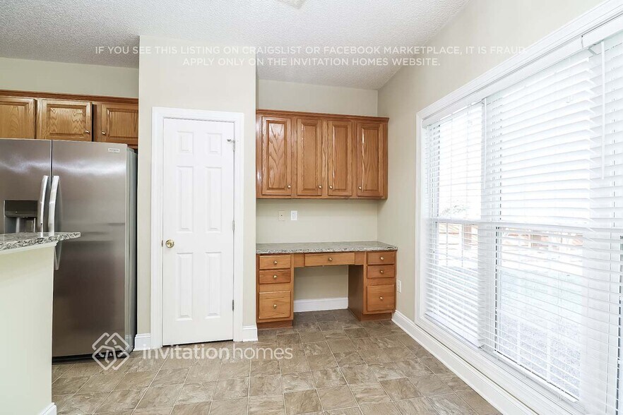 Building Photo - 1201 Chandlers Field Dr