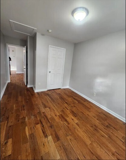 Building Photo - 59 E Runyon St