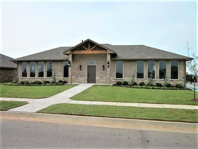 Building Photo - 2428 NW 198th St