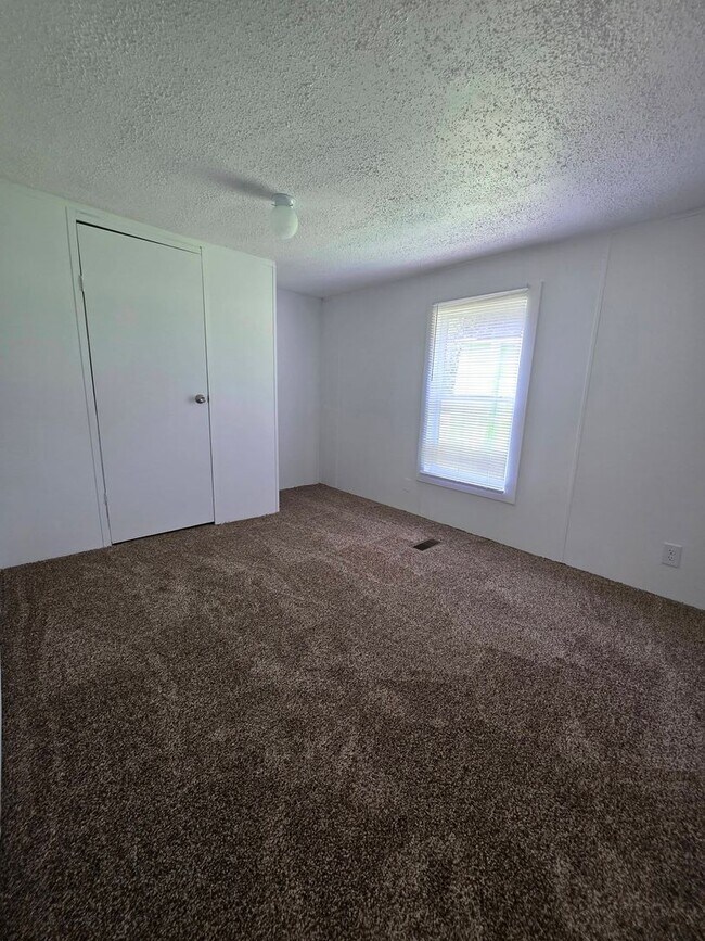 Building Photo - 3135 Calloway Dr