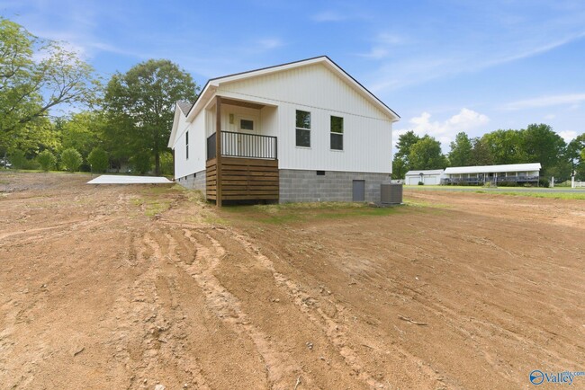 Building Photo - 2253 Old Union Rd