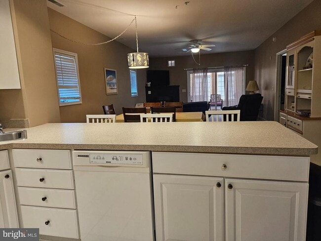 Building Photo - 34297 Summerlyn Dr