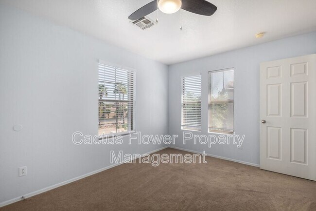 Building Photo - 2464 S Nielson St