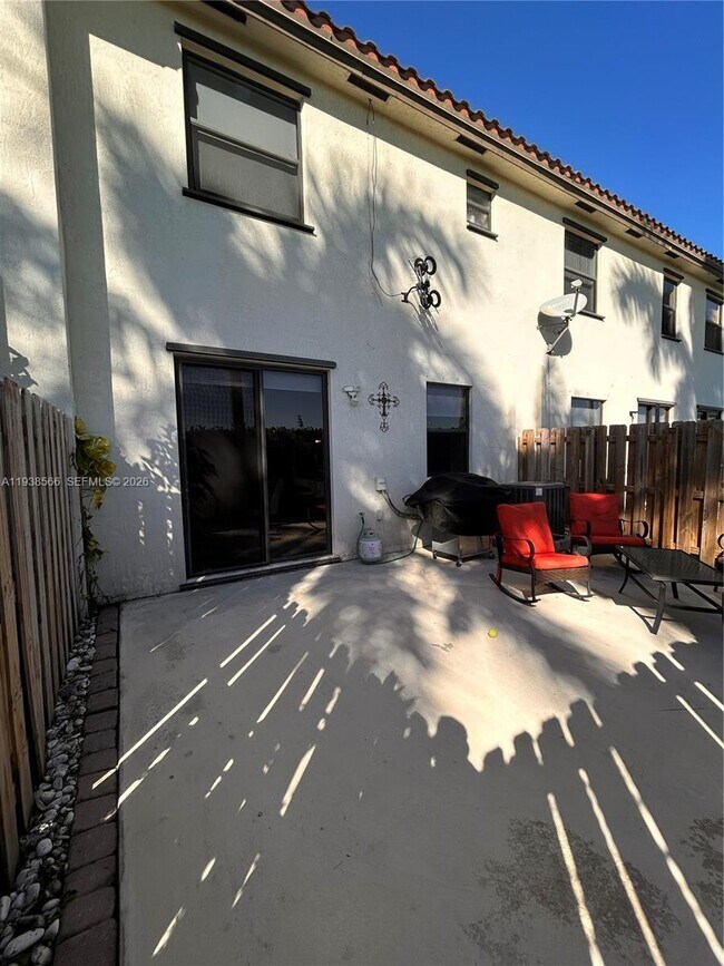 Building Photo - 11510 SW 254th St