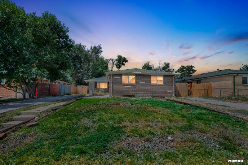 Building Photo - 1341 Xanadu St