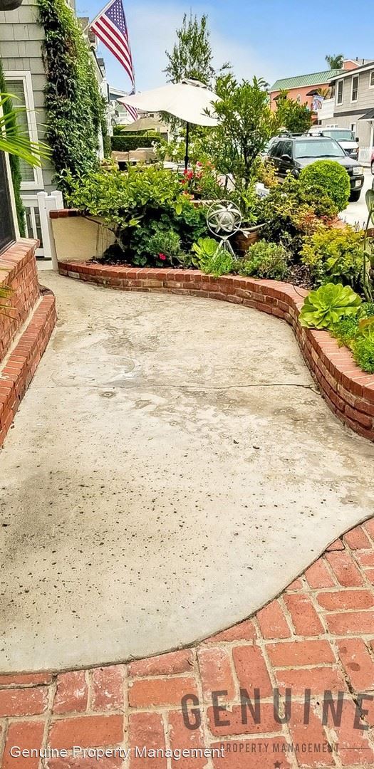 Building Photo - 4 br, 3.5 bath House - 111 Jade Avenue
