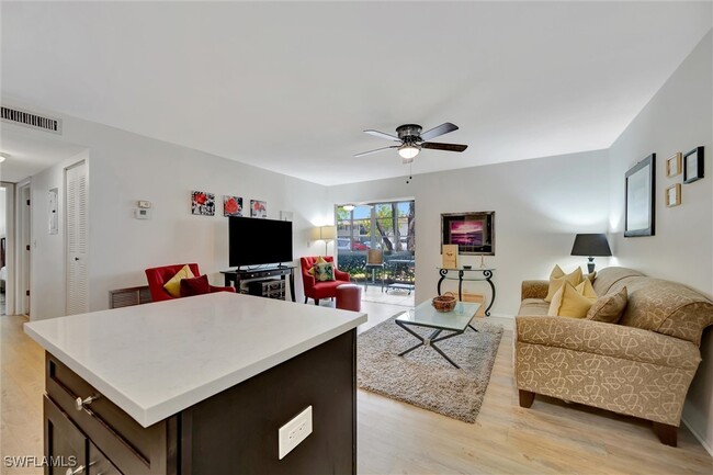 Building Photo - 8110 S Woods Cir