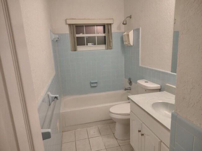 Building Photo - 7101 NW 97th Ave