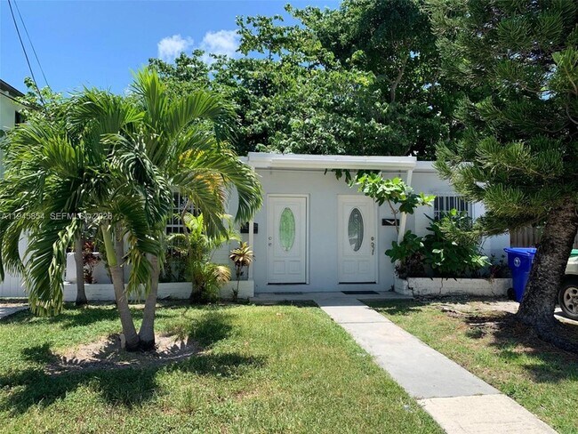 Building Photo - 3032 New York St