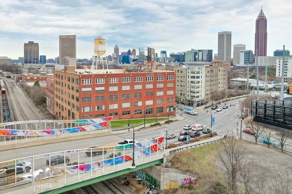 Building Photo - 426 Marietta St NW