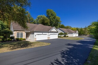 Building Photo - 148 Fenton Rd