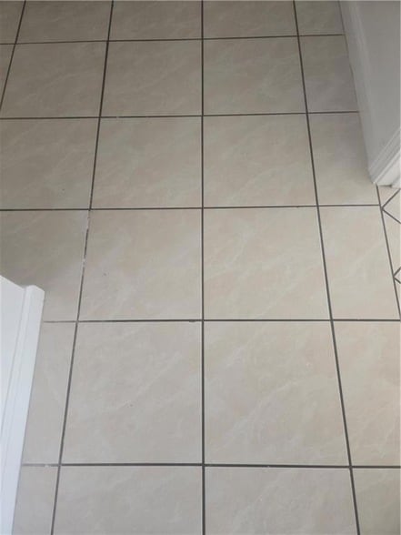 Building Photo - 901 W Genie St