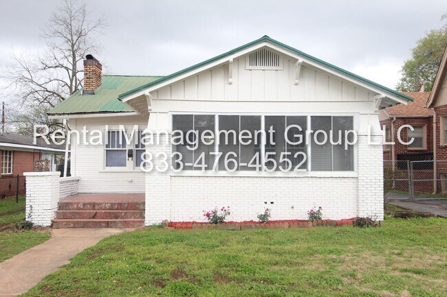 Primary Photo - Belview Beauty!! New On The Market AND Ren...