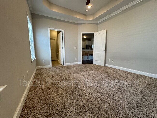 Building Photo - 16 Vineyard Dr