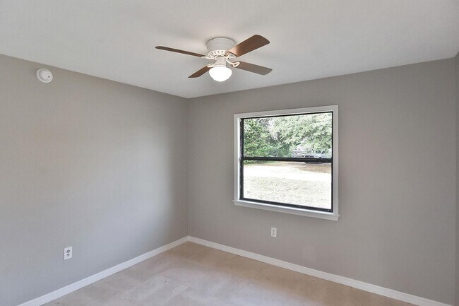 Building Photo - 2374 Dorsey Dr