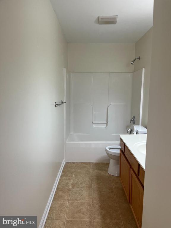 Building Photo - 103 Mango Street