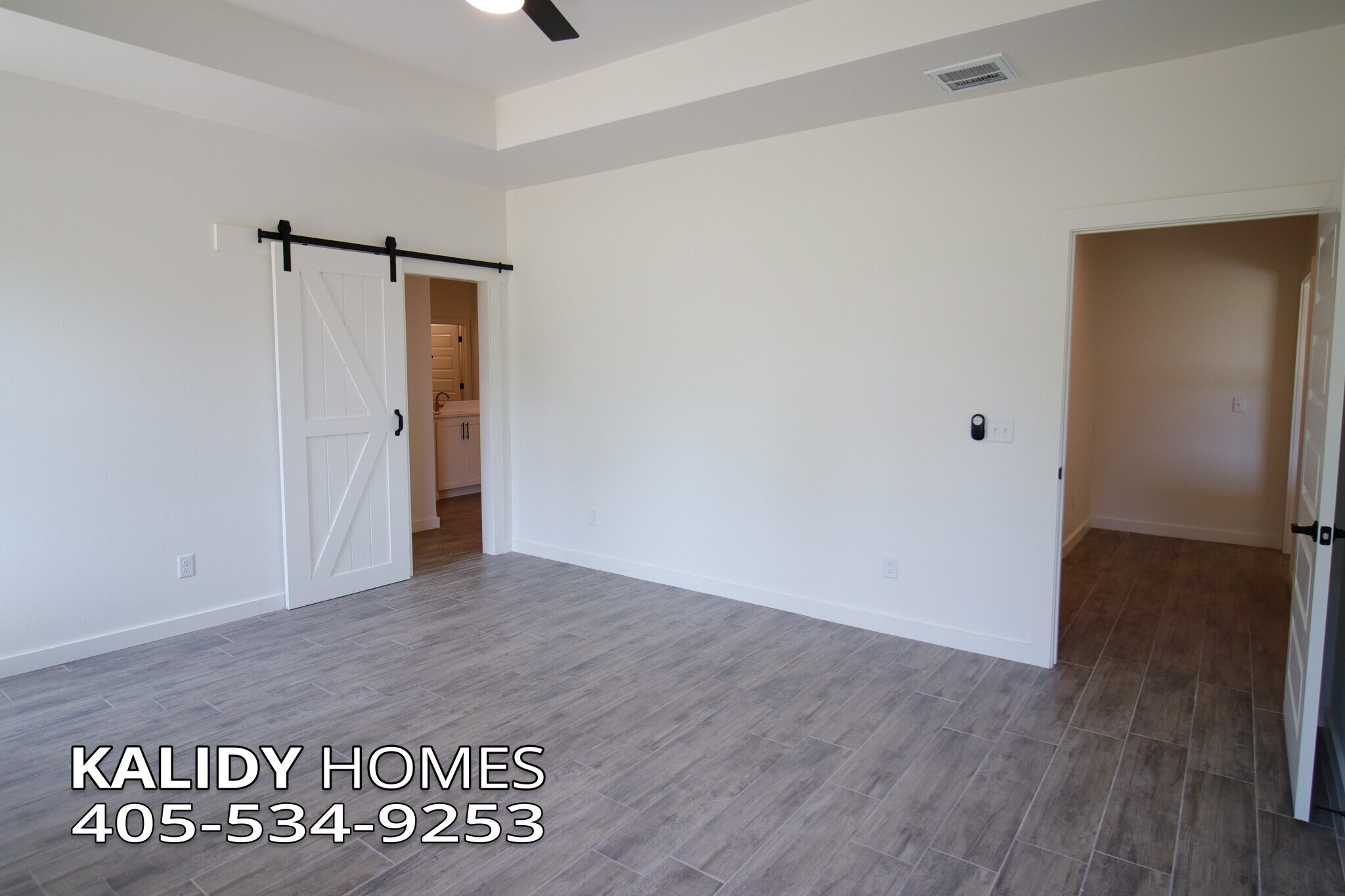 Building Photo - 2141 Kalidy Dr