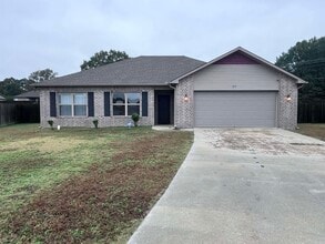 Building Photo - 27 Kasidyann Ct