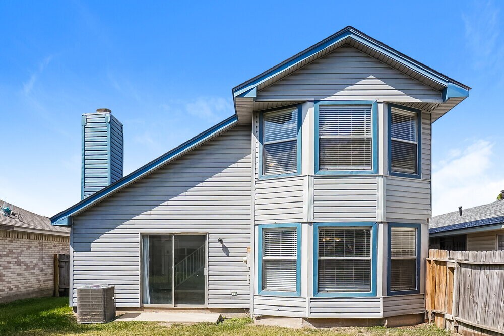 Building Photo - 5907 Beaconridge Dr