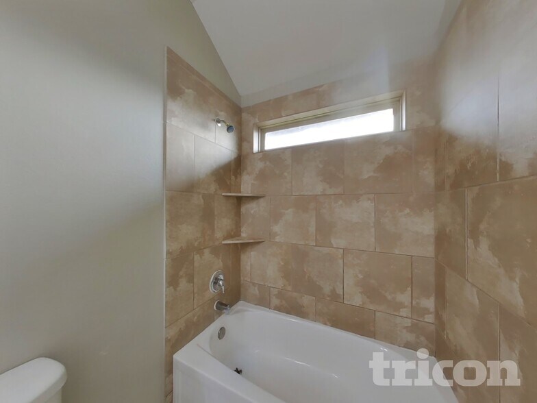 Building Photo - 1411 Seagler Pond Ln