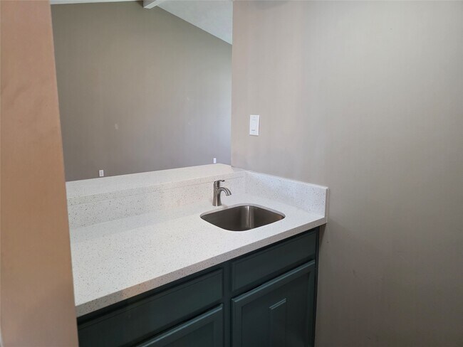 Building Photo - 11350 Raven View Dr