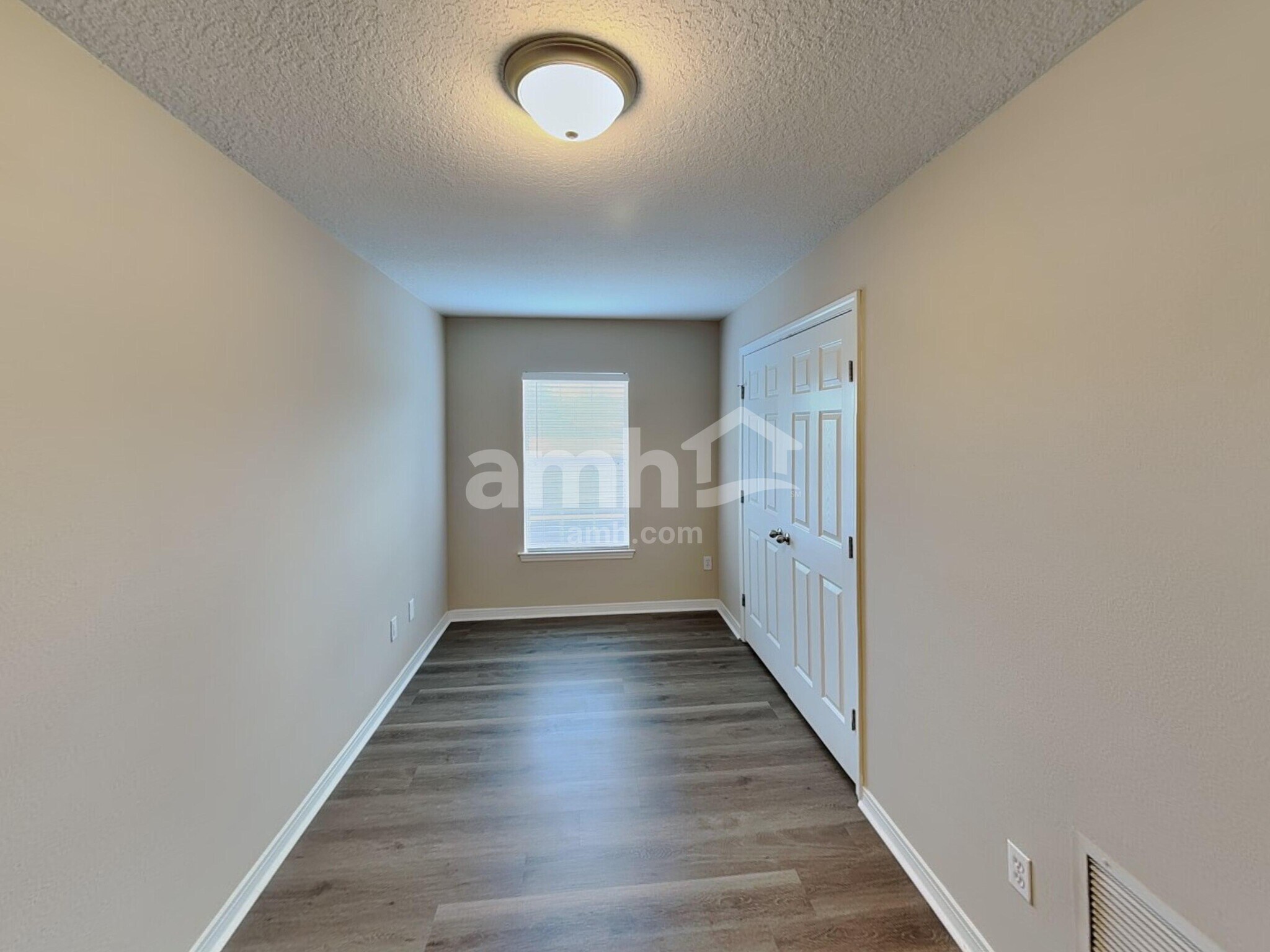 Building Photo - 2531 Fox Hill Ln