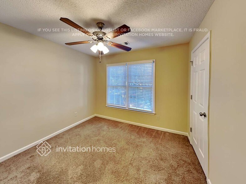 Building Photo - 2985 Binghampton Ln