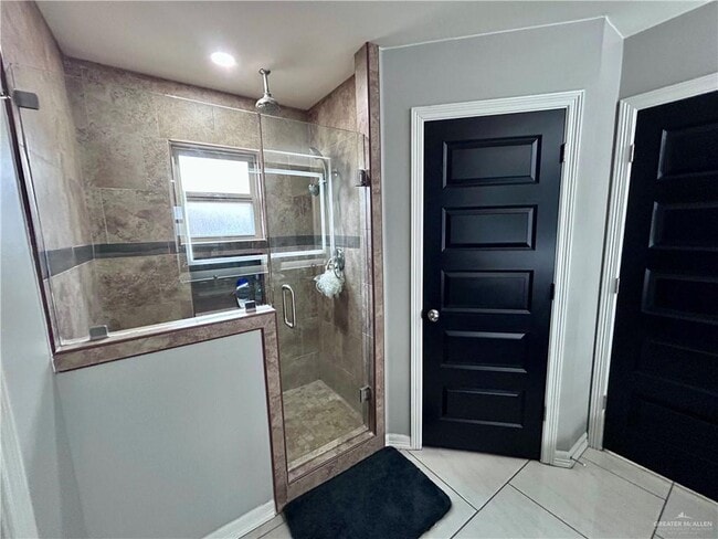 Building Photo - 25 Brightwood Ave