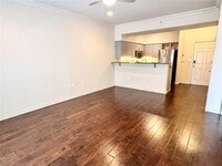 Building Photo - 3102 Kings Rd