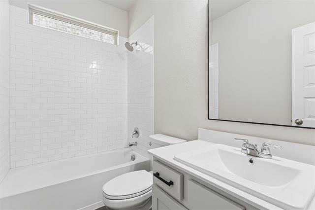 Building Photo - 1104 Milfoil Dr