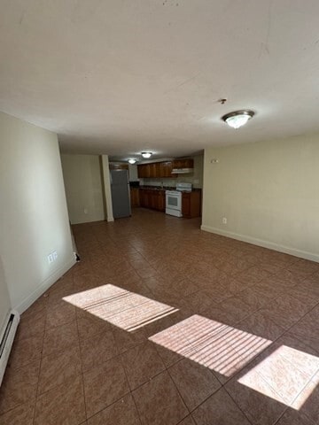 Primary Photo - 126 Marianna St