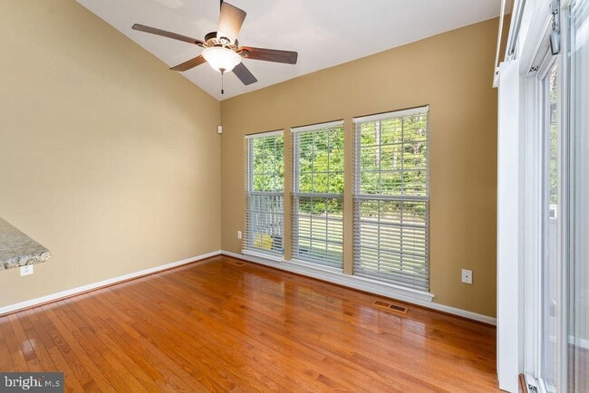 Building Photo - 7550 Maidenhead Dr