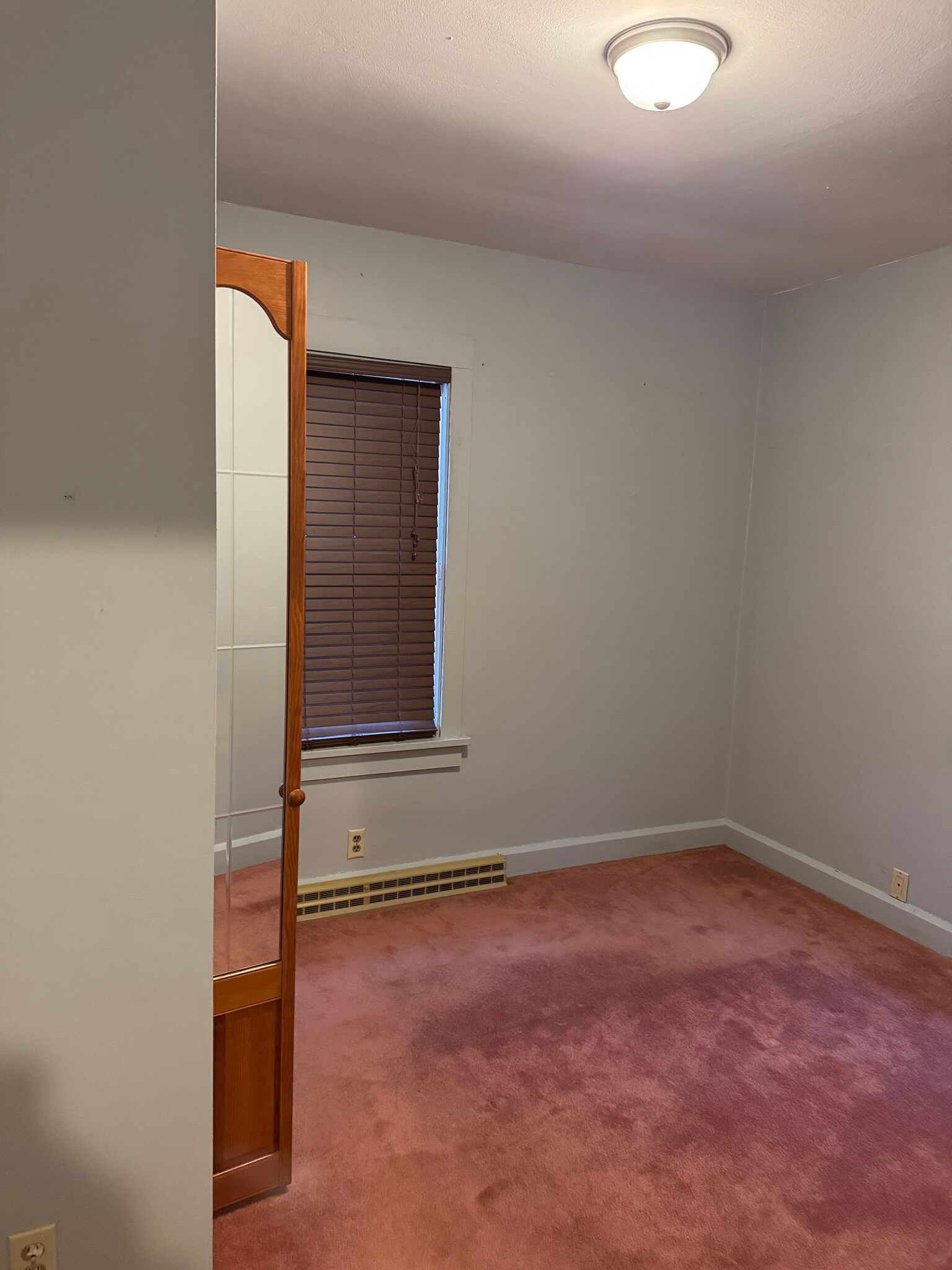 Building Photo - 2121 Cherry Ave