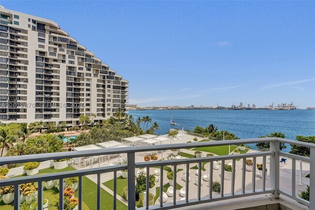 Building Photo - 770 Claughton Island Dr