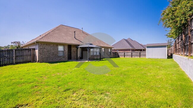 Building Photo - 6137 Remington Dr