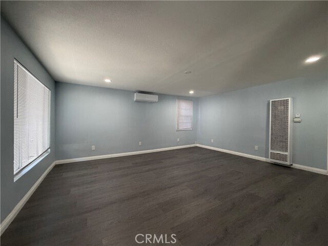 Building Photo - 163 S Junipero Serra Dr