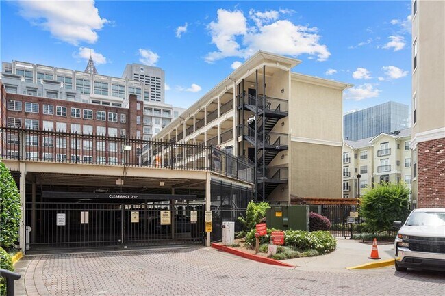 Building Photo - 800 Peachtree St NE