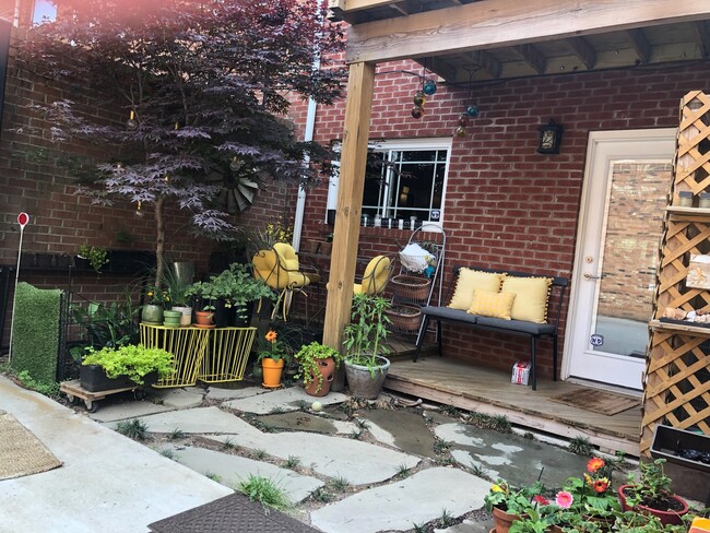 Primary Photo - 1402 Carrollsburg Pl SW