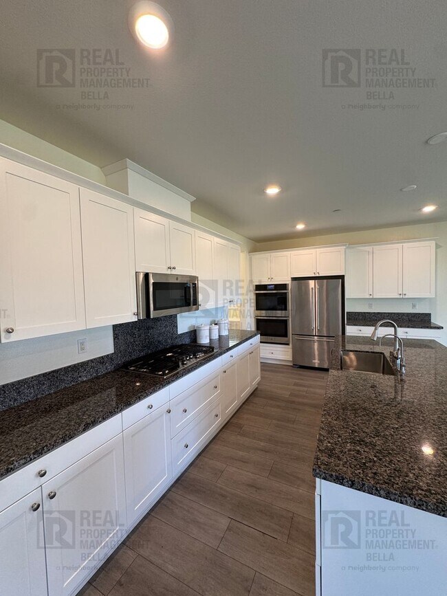 Building Photo - Cul-De-Sac Home in Heritage Lake Featuring Downstairs Bedroom & Bath + Loft