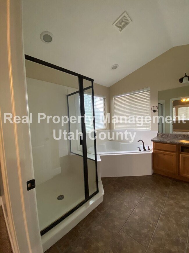 Building Photo - Beautiful 4 Bedroom home in Lehi