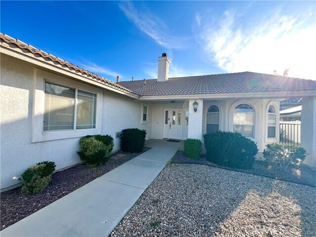 Building Photo - 13420 Chinquapin Dr