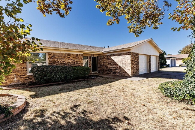 Building Photo - 3409 84th St