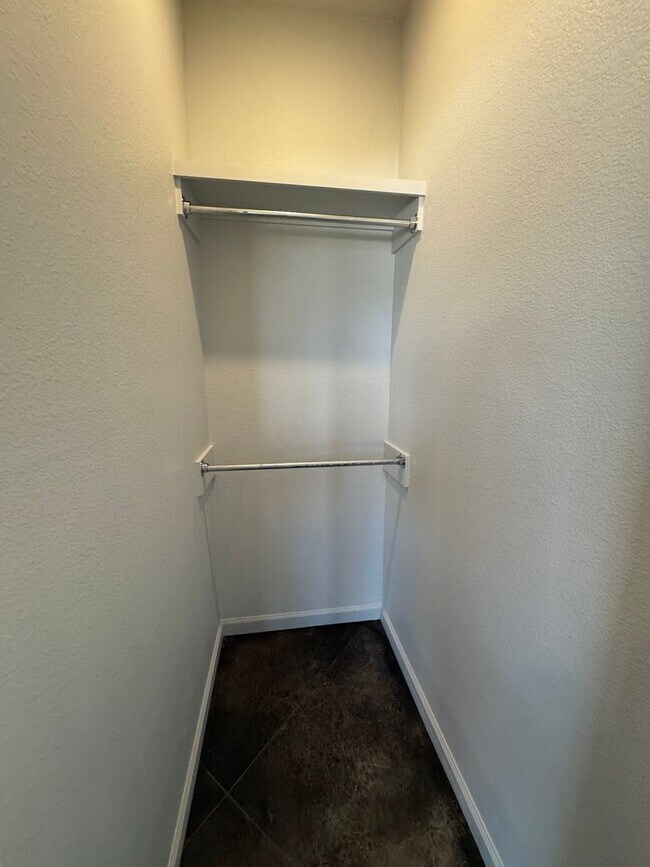 Building Photo - New built located in Beacon Pointe area!!!...