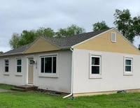 Building Photo - 2014 S Corona Ave