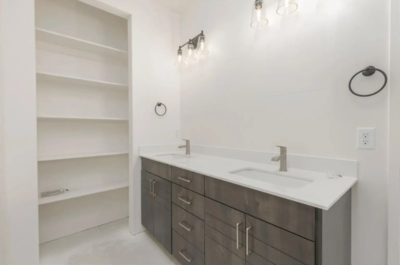 Building Photo - 293 S 1930 W