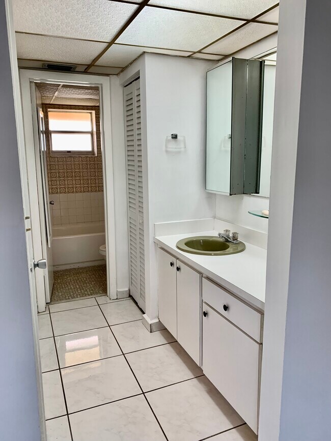 Bathroom - 2690 SW 22nd Ave