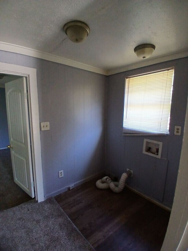 Building Photo - Ideally located 2-bedroom, 1.5-bathroom home nestled in a highly sought-after neighborhood - $99 ...