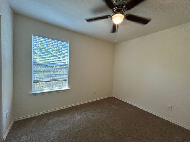 Building Photo - $1500 for an 18 month lease, PLUS $250 Adm...