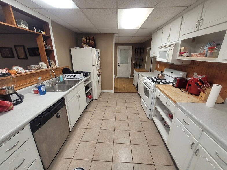 Building Photo - 25 Haskell Ave